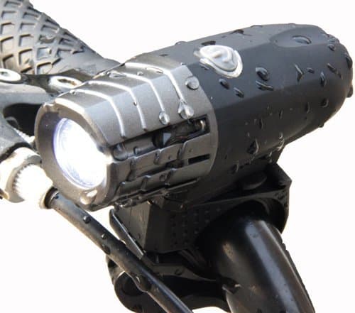 Rechargeable Bike Light – Super Bright Front Light , Splash-proof and Easy to Install &amp; Remove for Safe Cycling