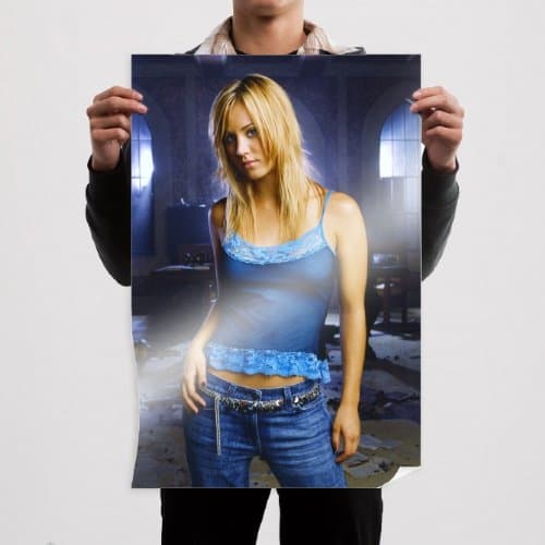 Kaley Cuoco Poster Print 36x24inch