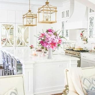 10 Pcs 18.5” Pink Artificial Fowers Silk Fake Lilies Pink Flower Bouquet Fake Spring Flowers Floral Arrangements for Valentine's Day Decoration Home Wedding Table Centerpieces Decor