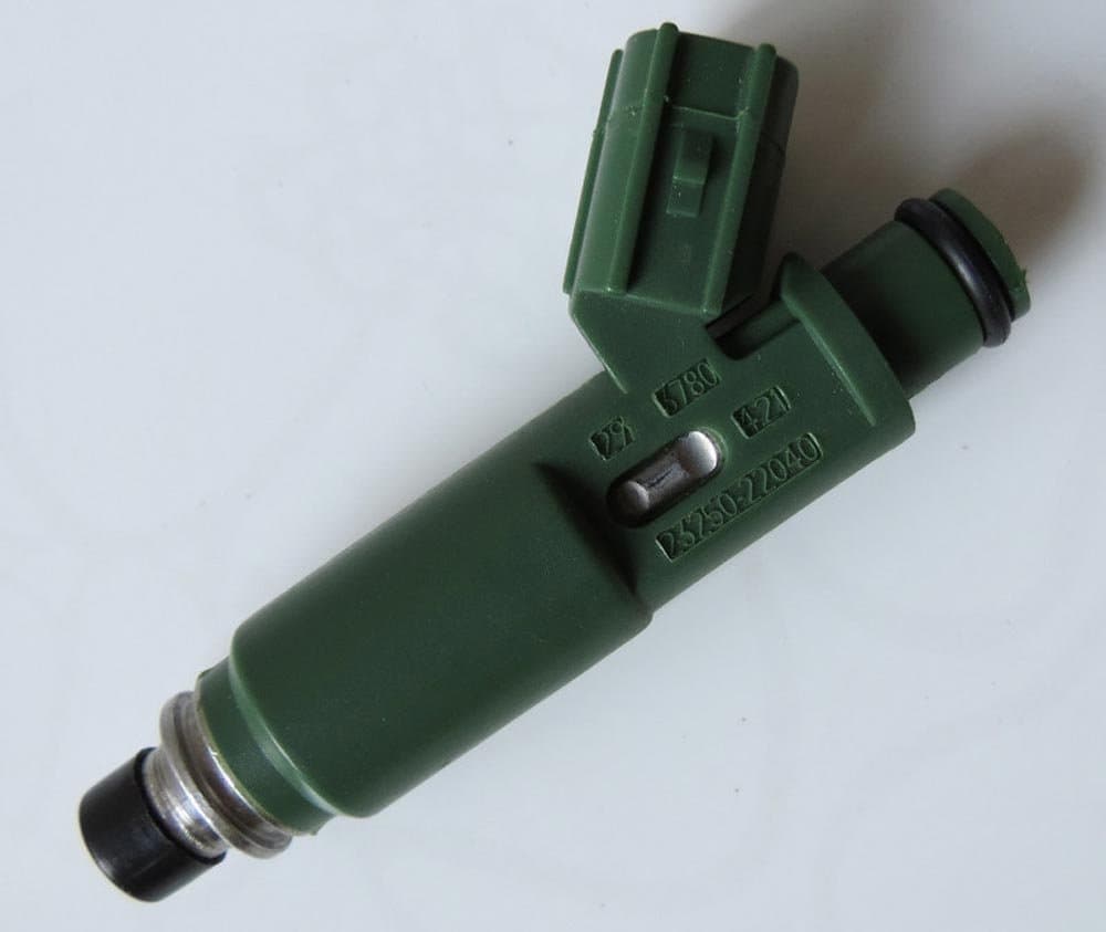 fuel injectors / injector nozzles