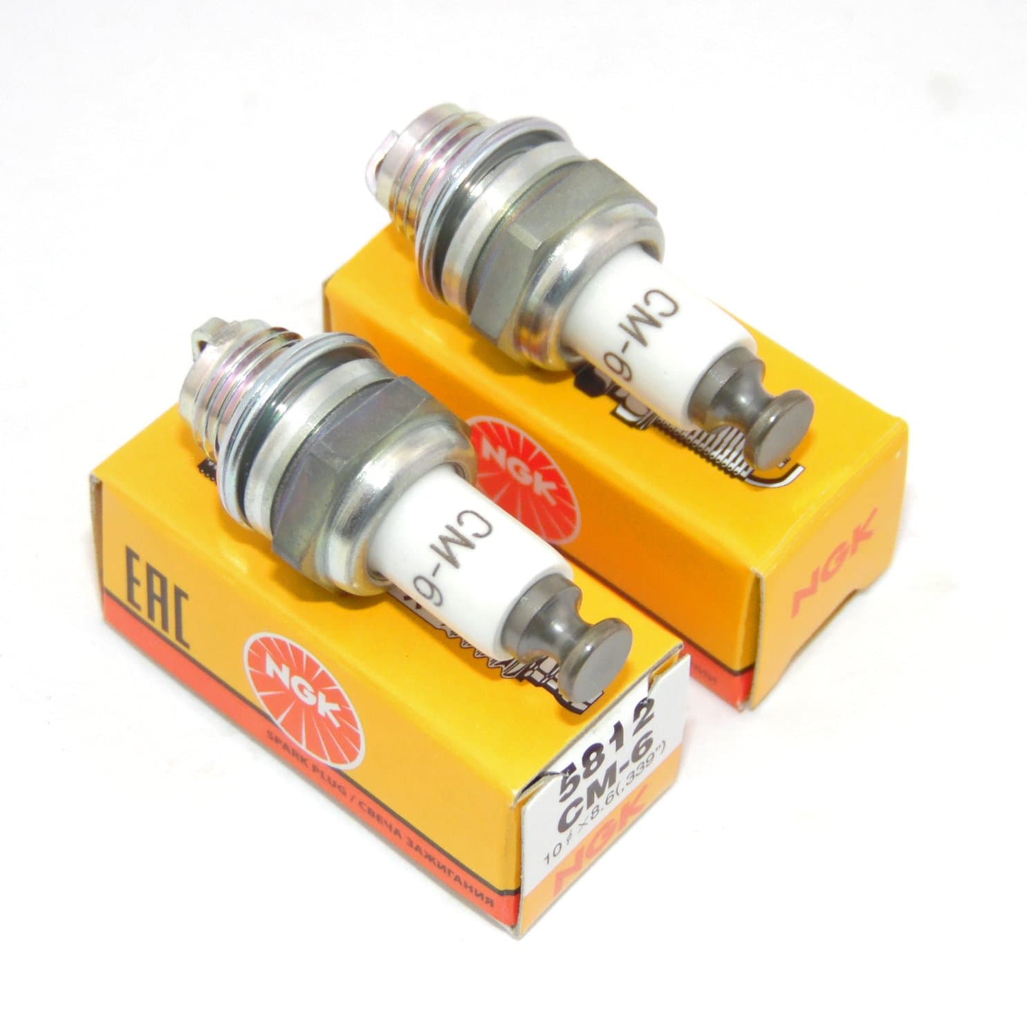 (2) Pack CM6 Spark Plugs