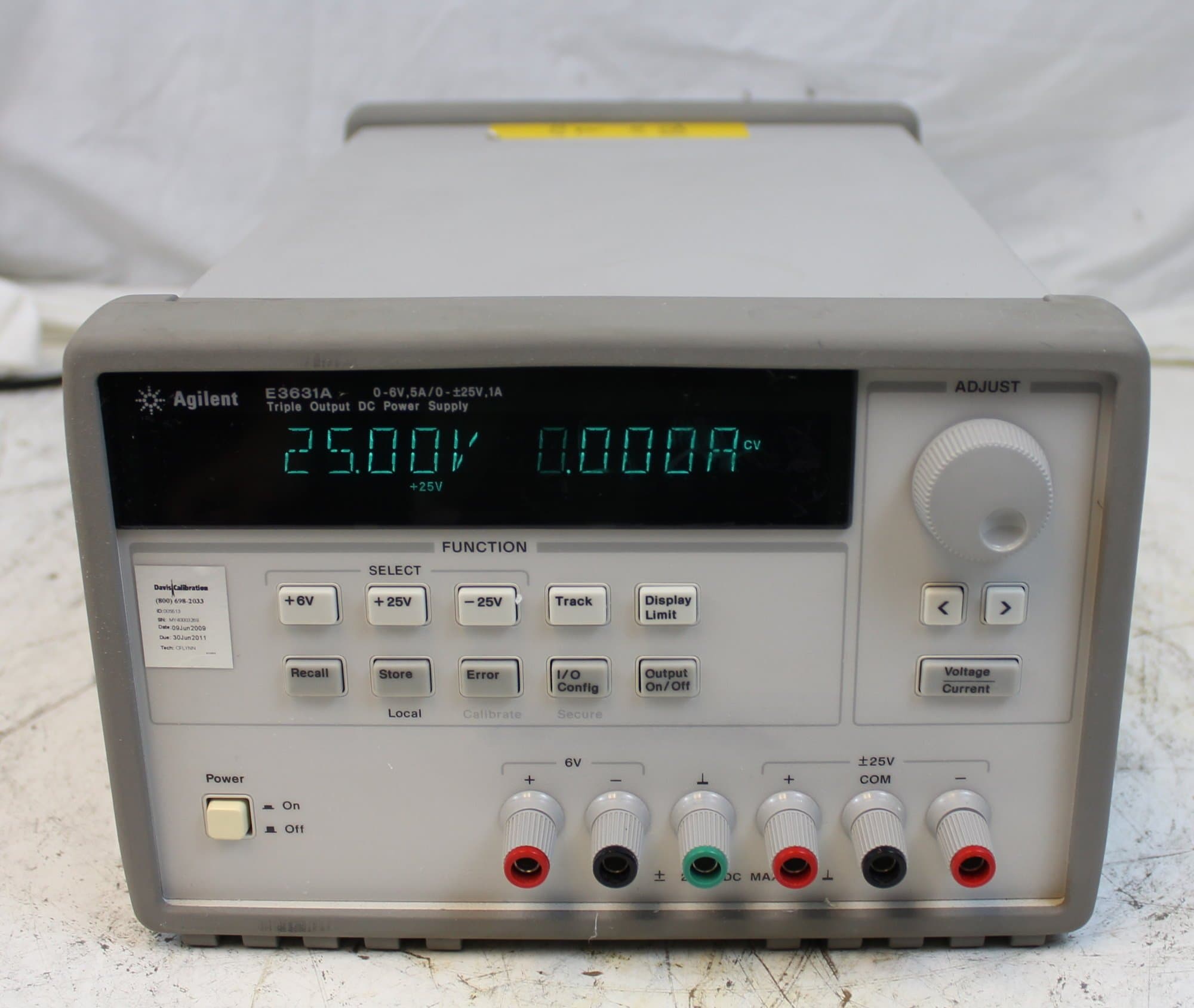 AGILENT TECHNOLOGIES E3631A BENCH POWER SUPPLY, +6V / +25V / -25V