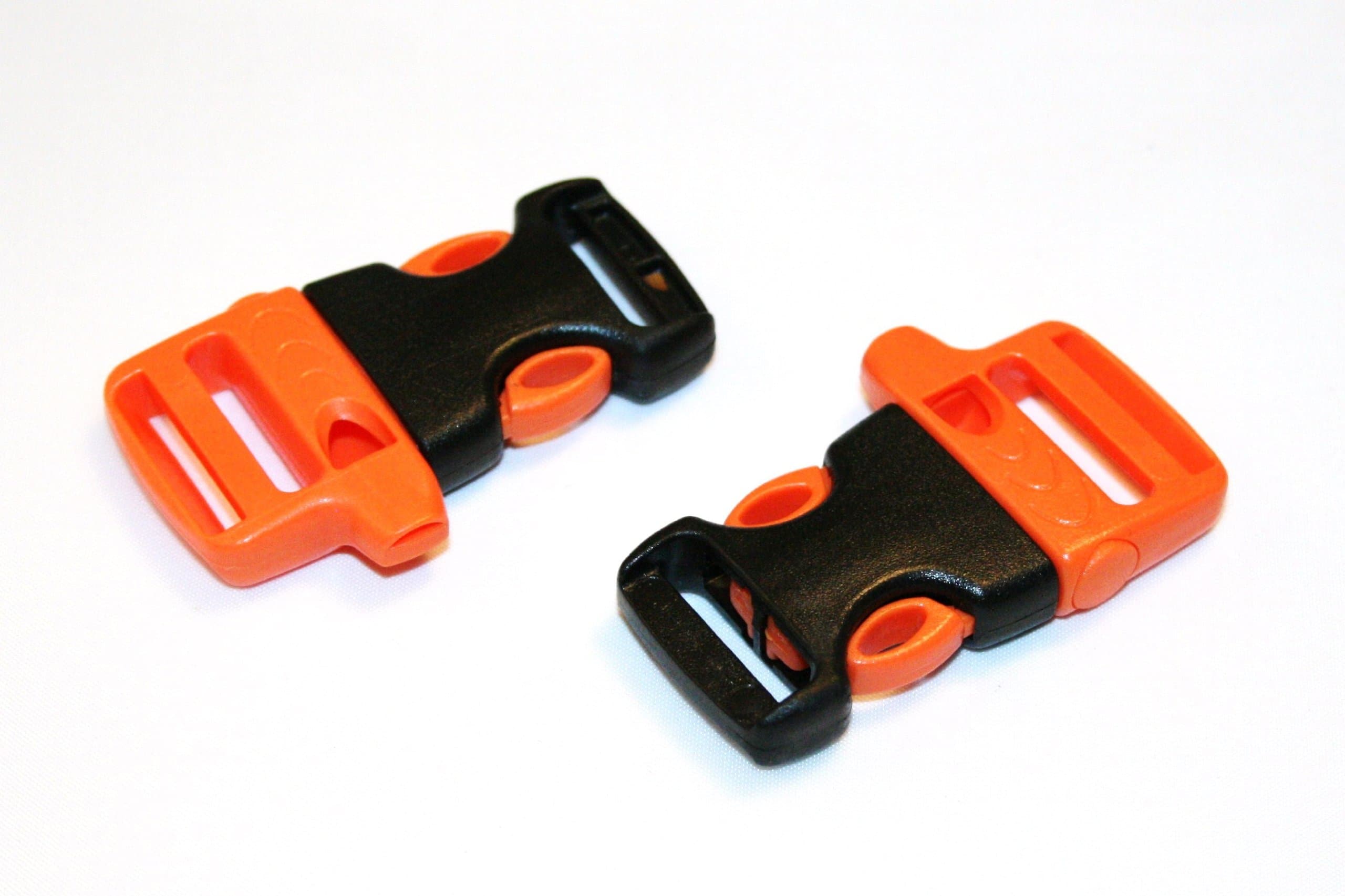 SOLASITW NEXUS WHISTLE BUCKLES